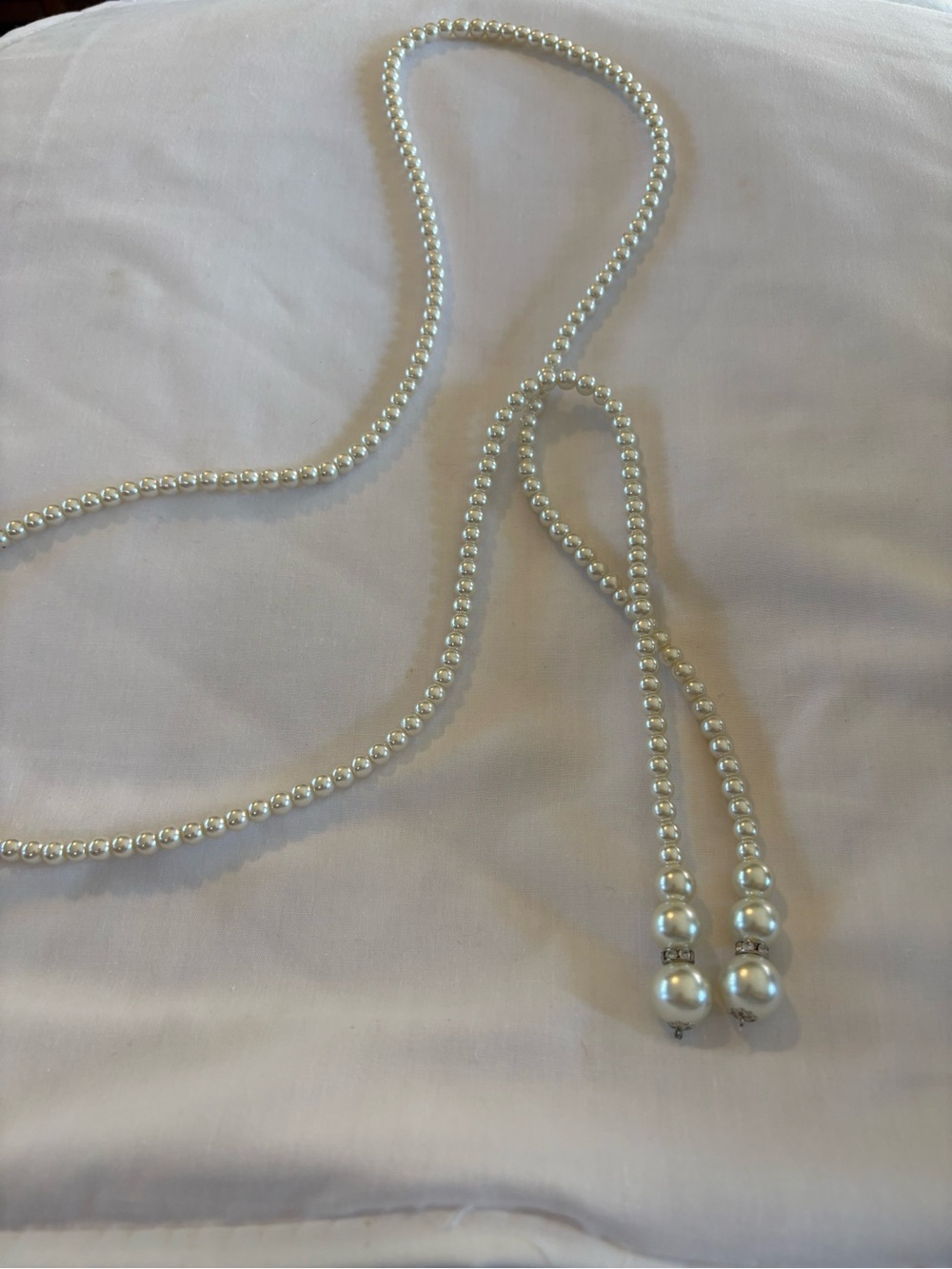 Elegant Long Pearl Lariat Necklace in White